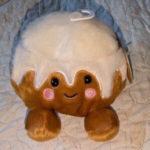 🆕 Palm Pals by Aurora Sugary Cinnamon Roll Plushie 5" Stuffed Plush Toy 🥐
